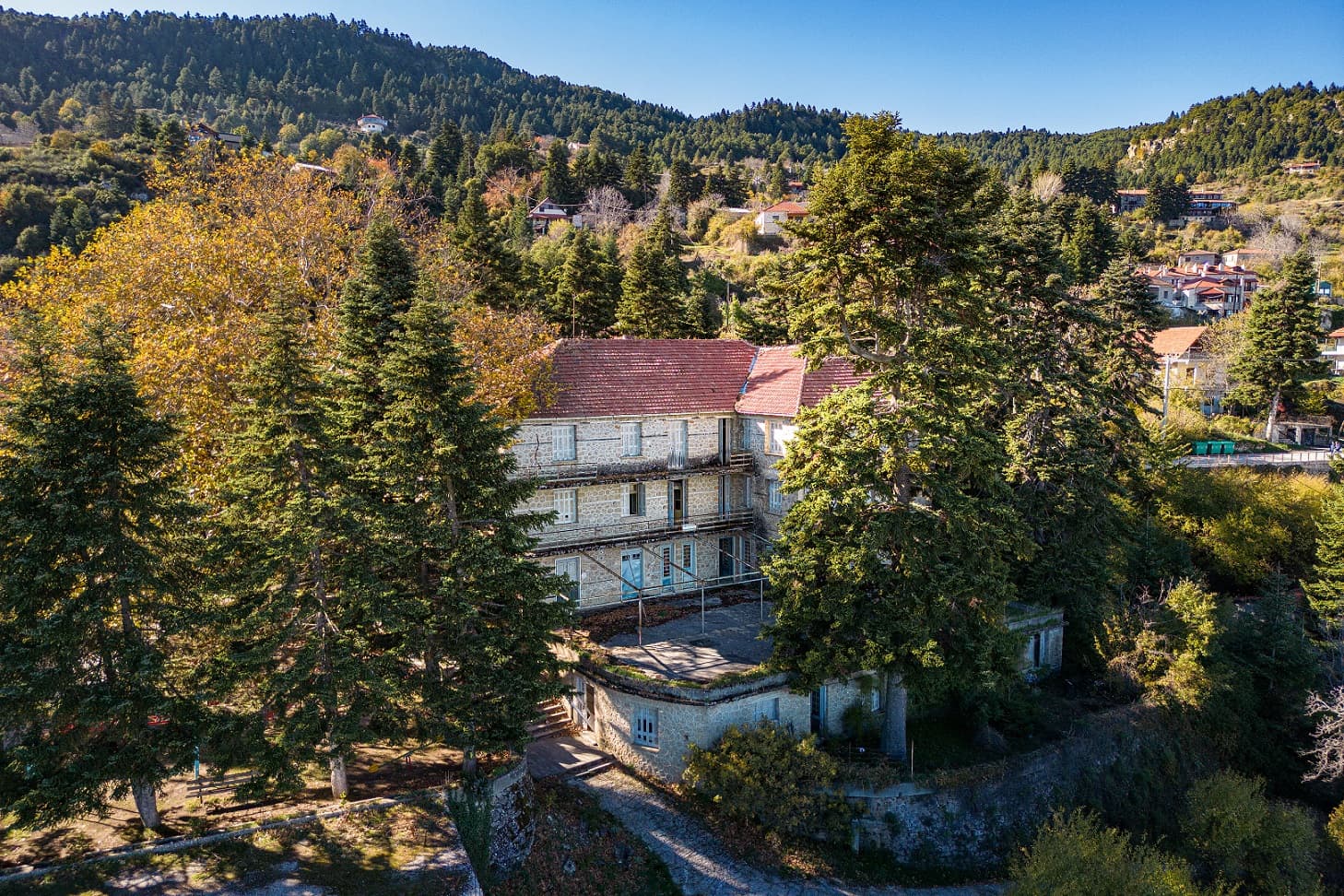 for sale Commercial — Corinthia, photo 1